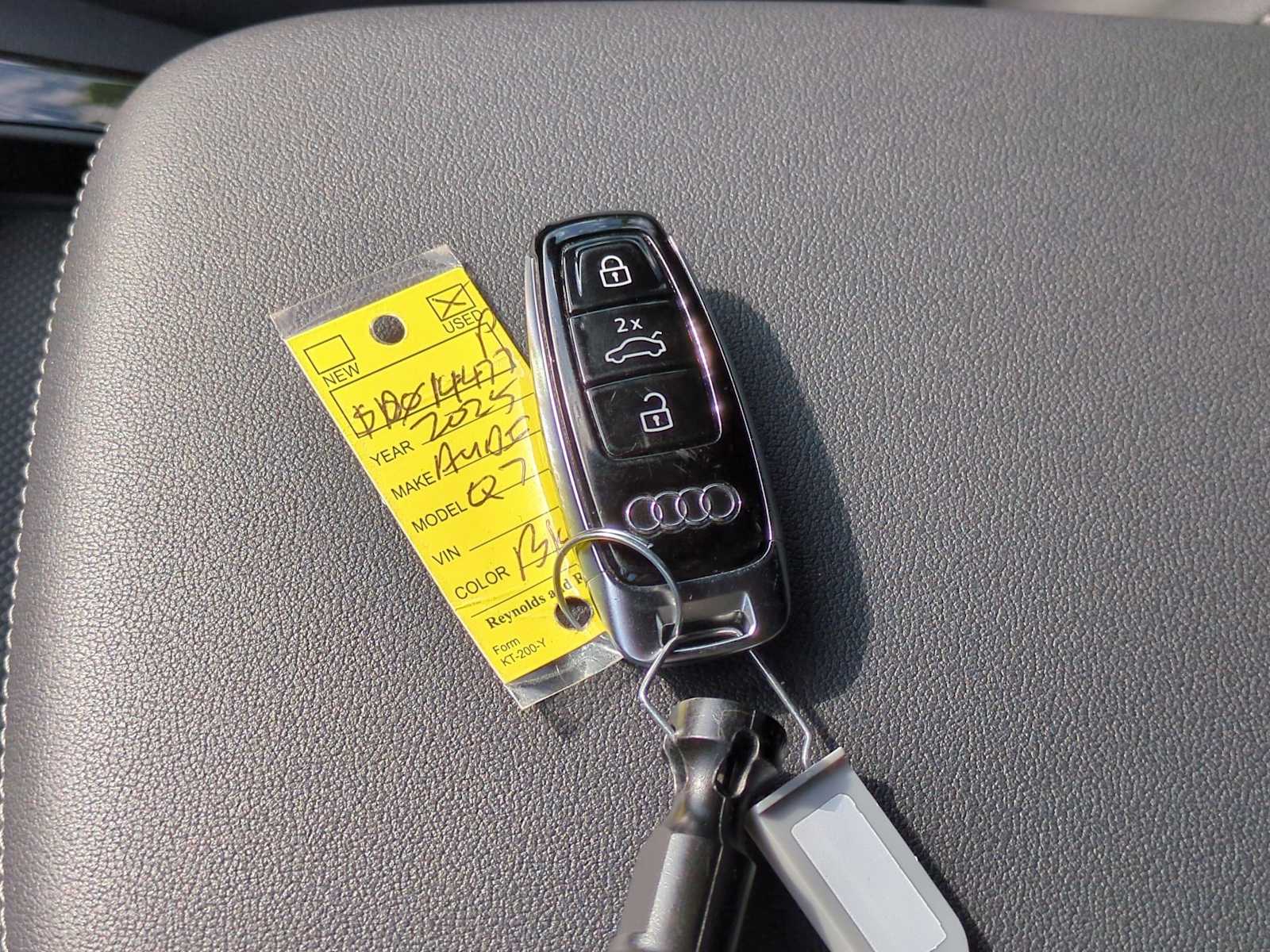 Thumbnail: 2025 Audi Q7 - 37