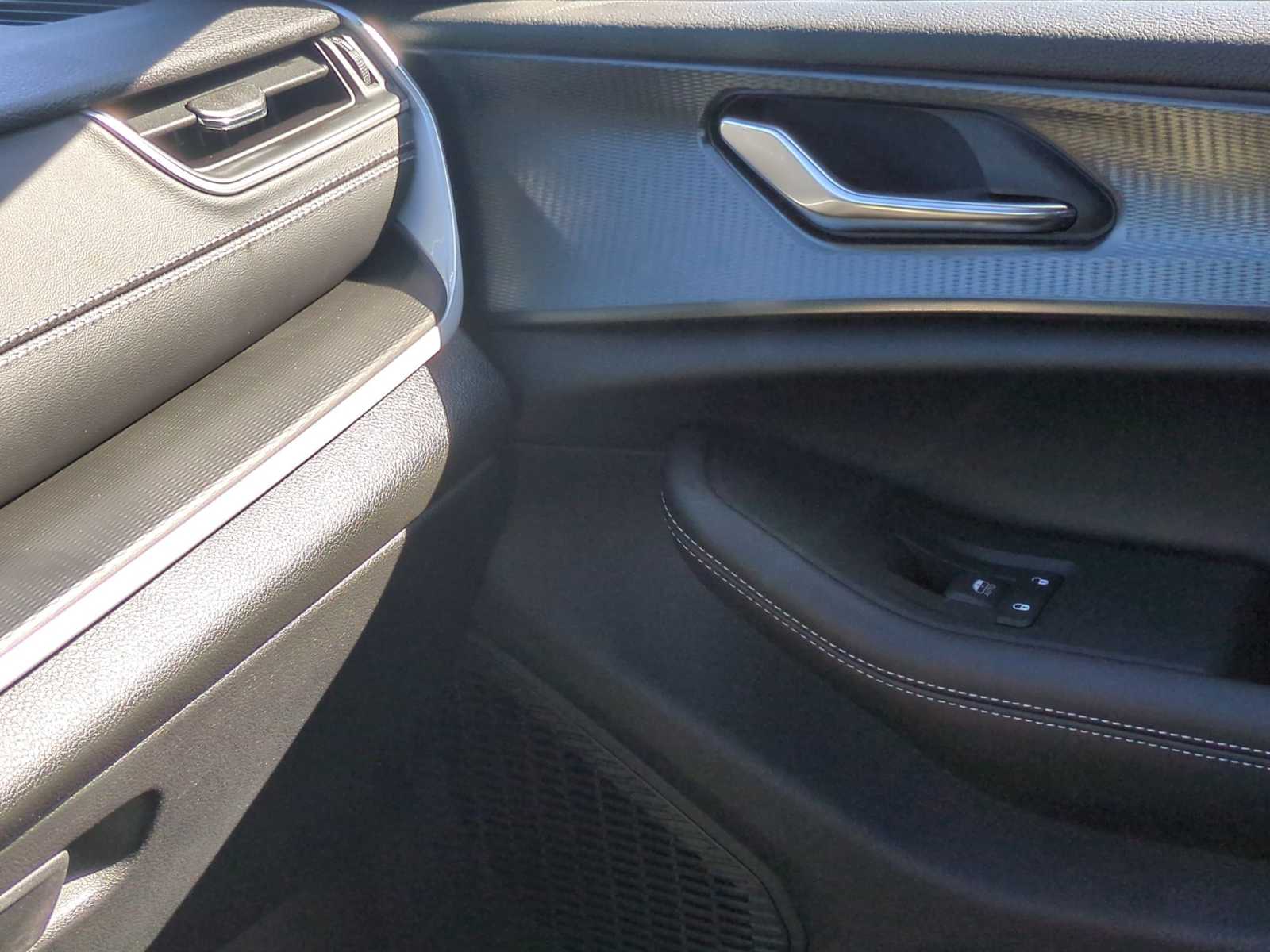 Thumbnail: 2025 Jeep Grand Cherokee - 36