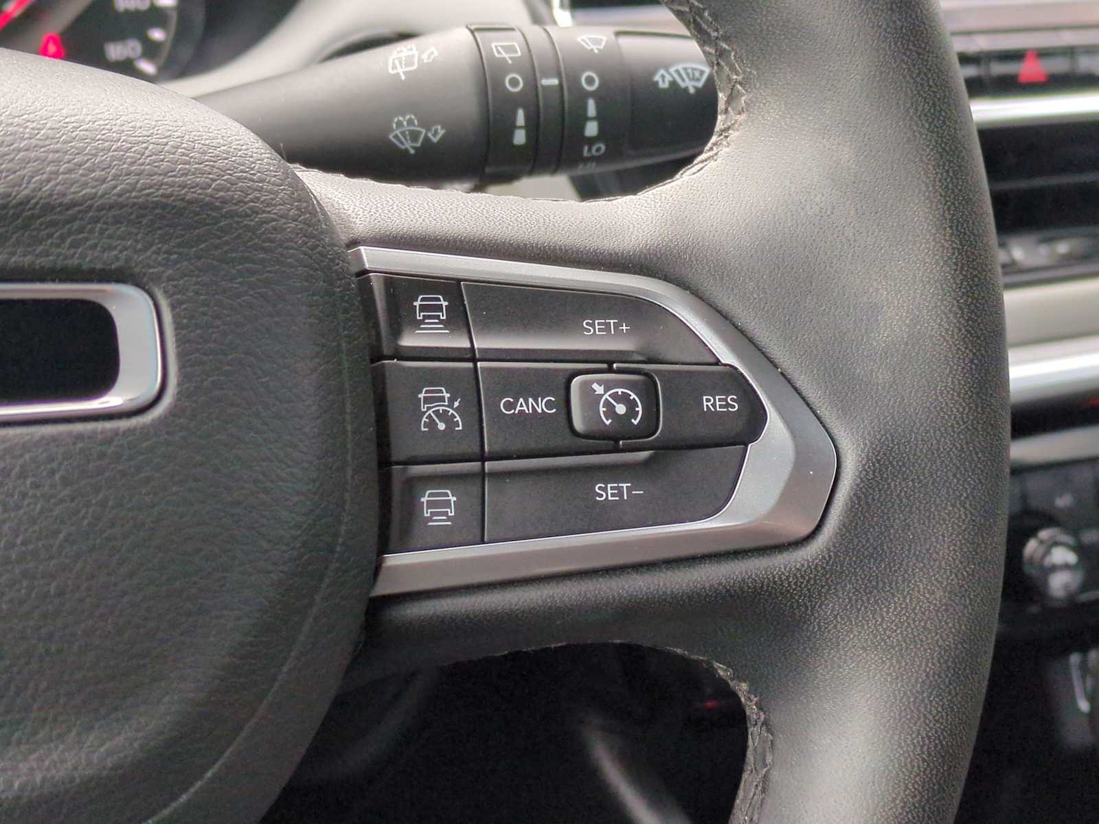 Thumbnail: 2025 Jeep Compass - 23