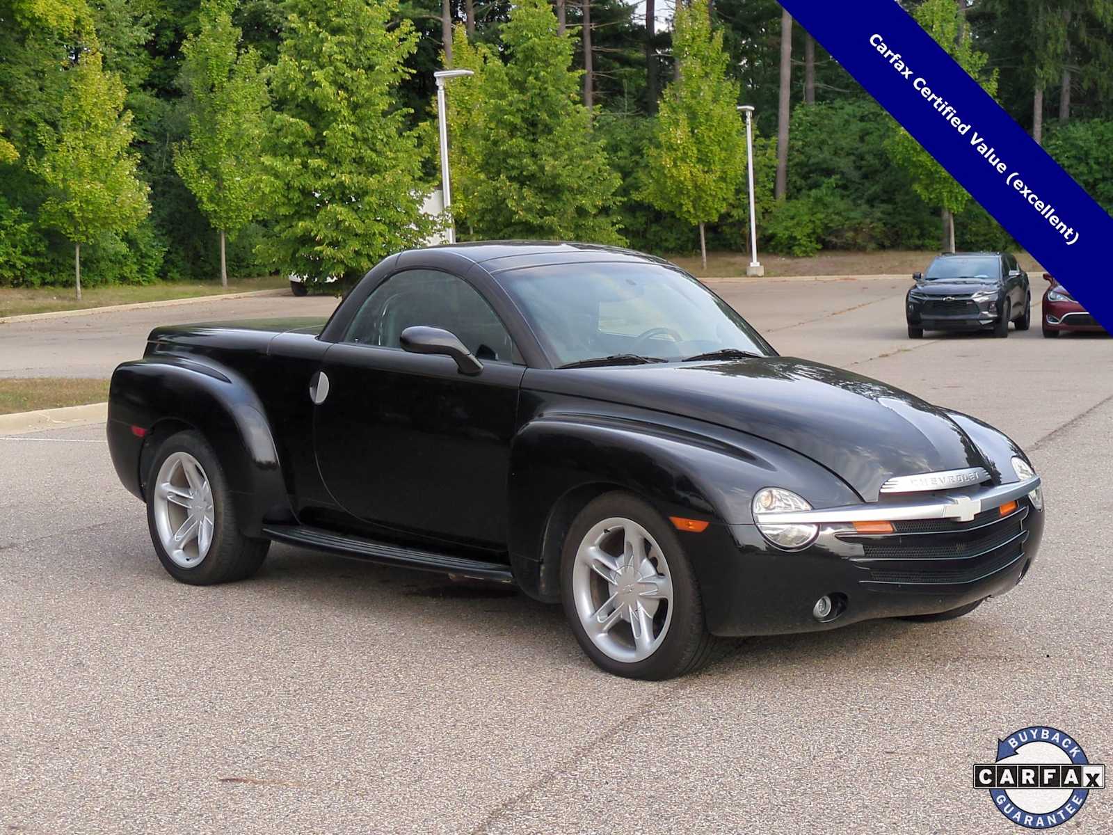 Thumbnail: 2005 Chevrolet SSR - 2