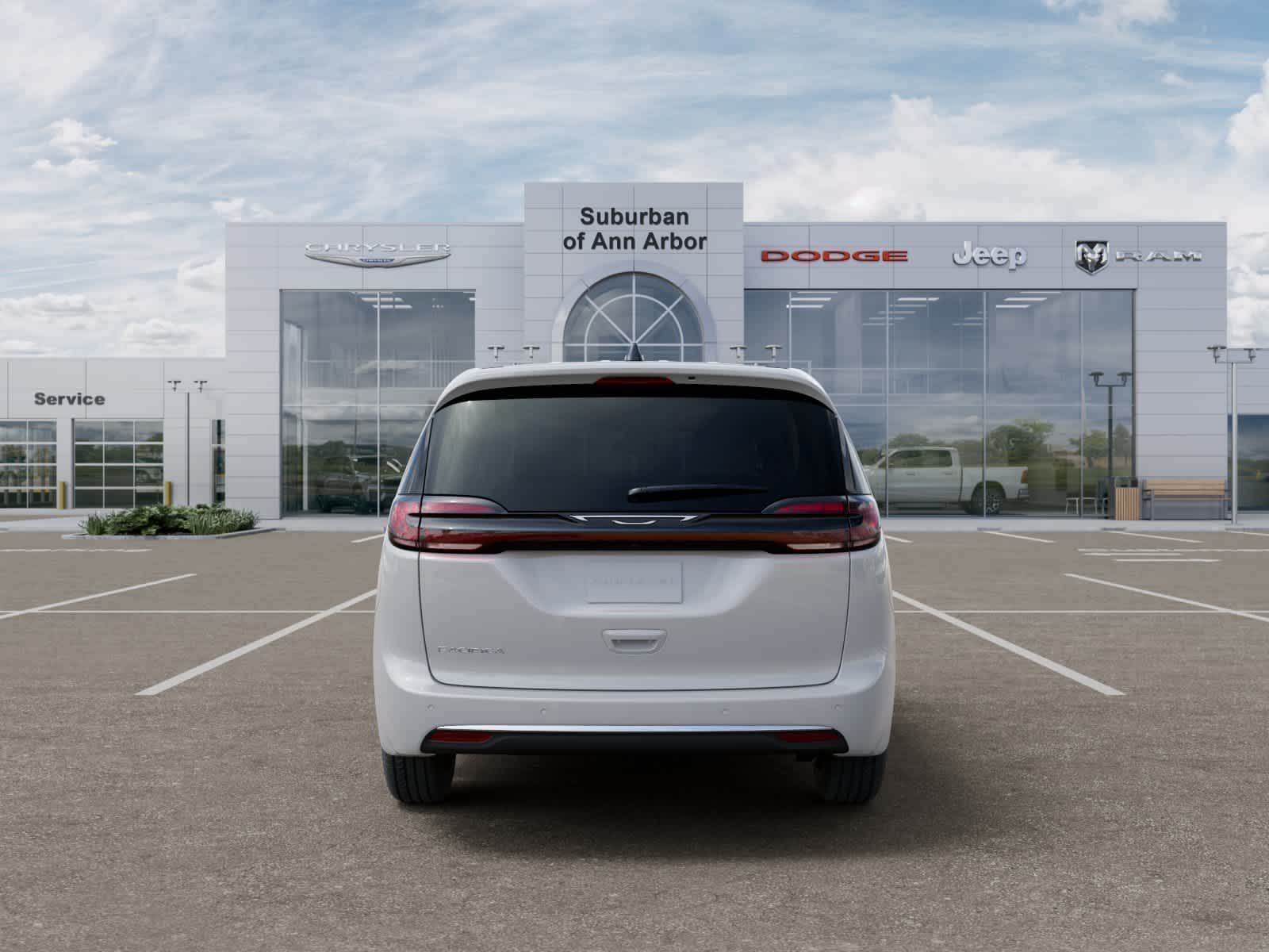 Thumbnail: 2027 Chrysler Pacifica - 7