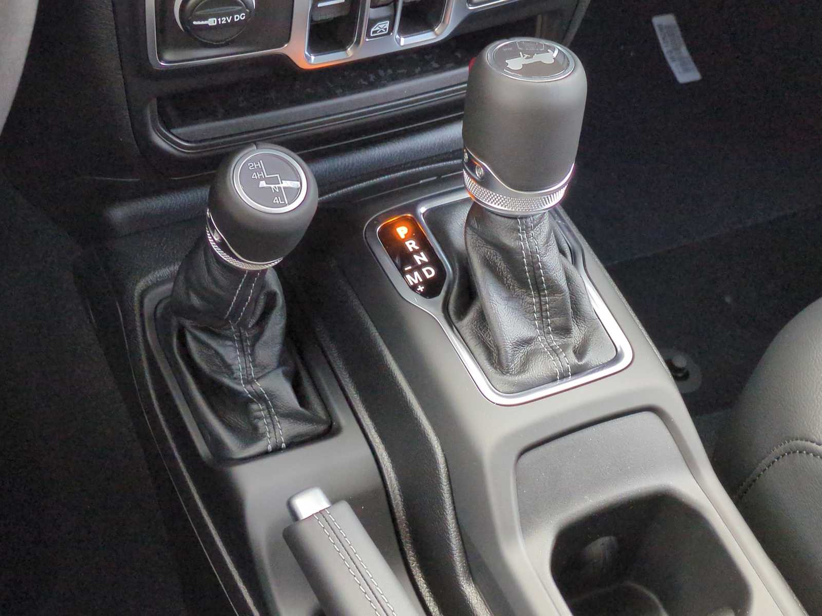 Thumbnail: 2026 Jeep Wrangler - 32