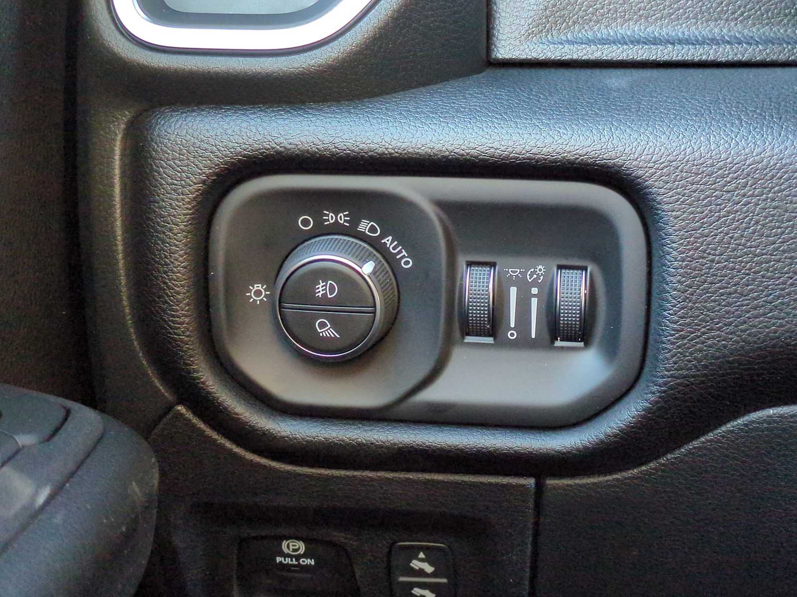 Thumbnail: 2026 RAM 1500 - 22