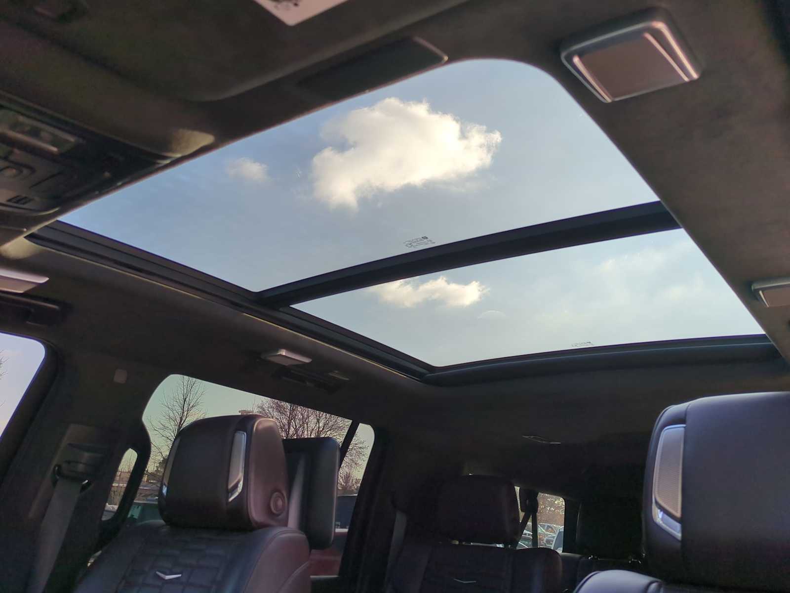 Thumbnail: 2023 Cadillac Escalade - 19