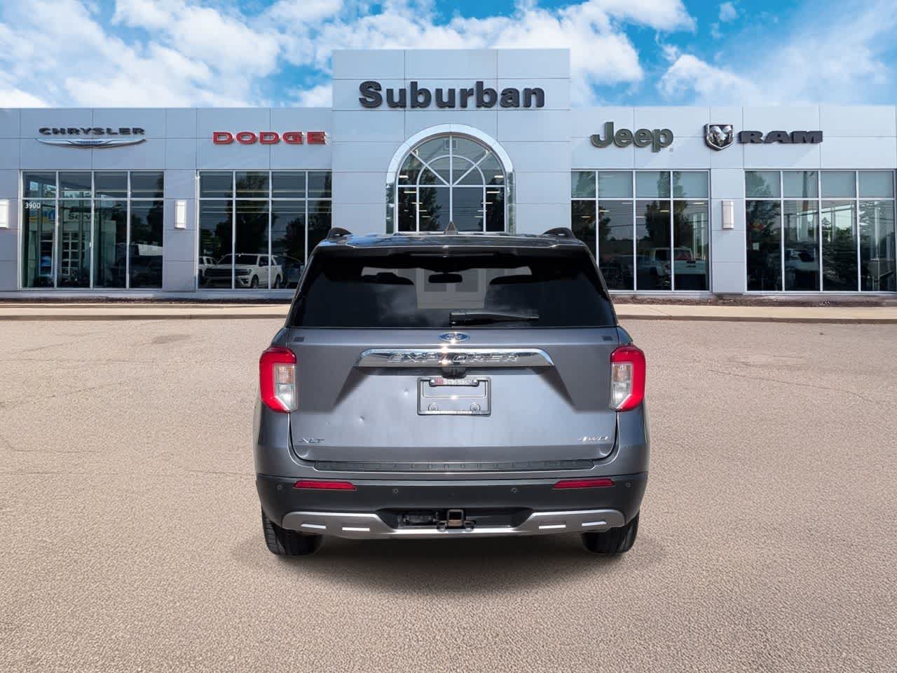 Thumbnail: 2022 Ford Explorer - 7