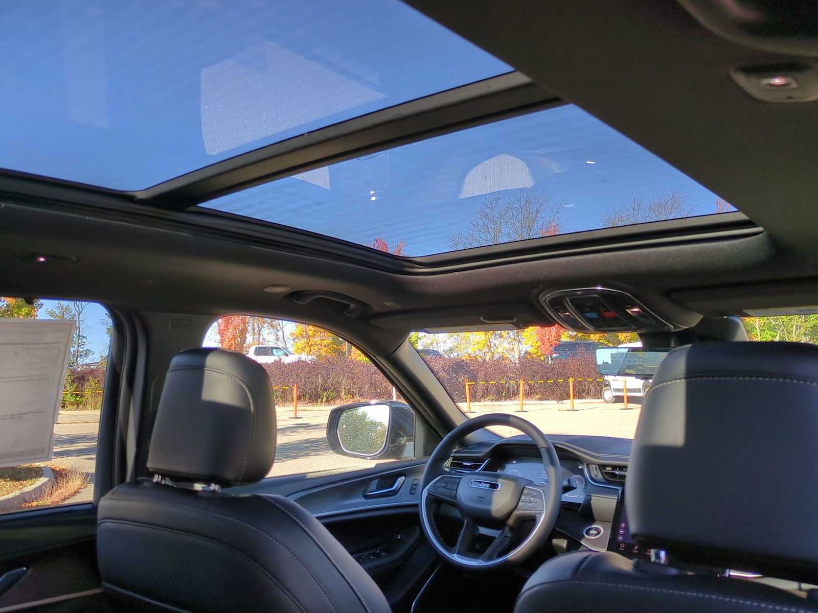 Thumbnail: 2025 Jeep Grand Cherokee - 22