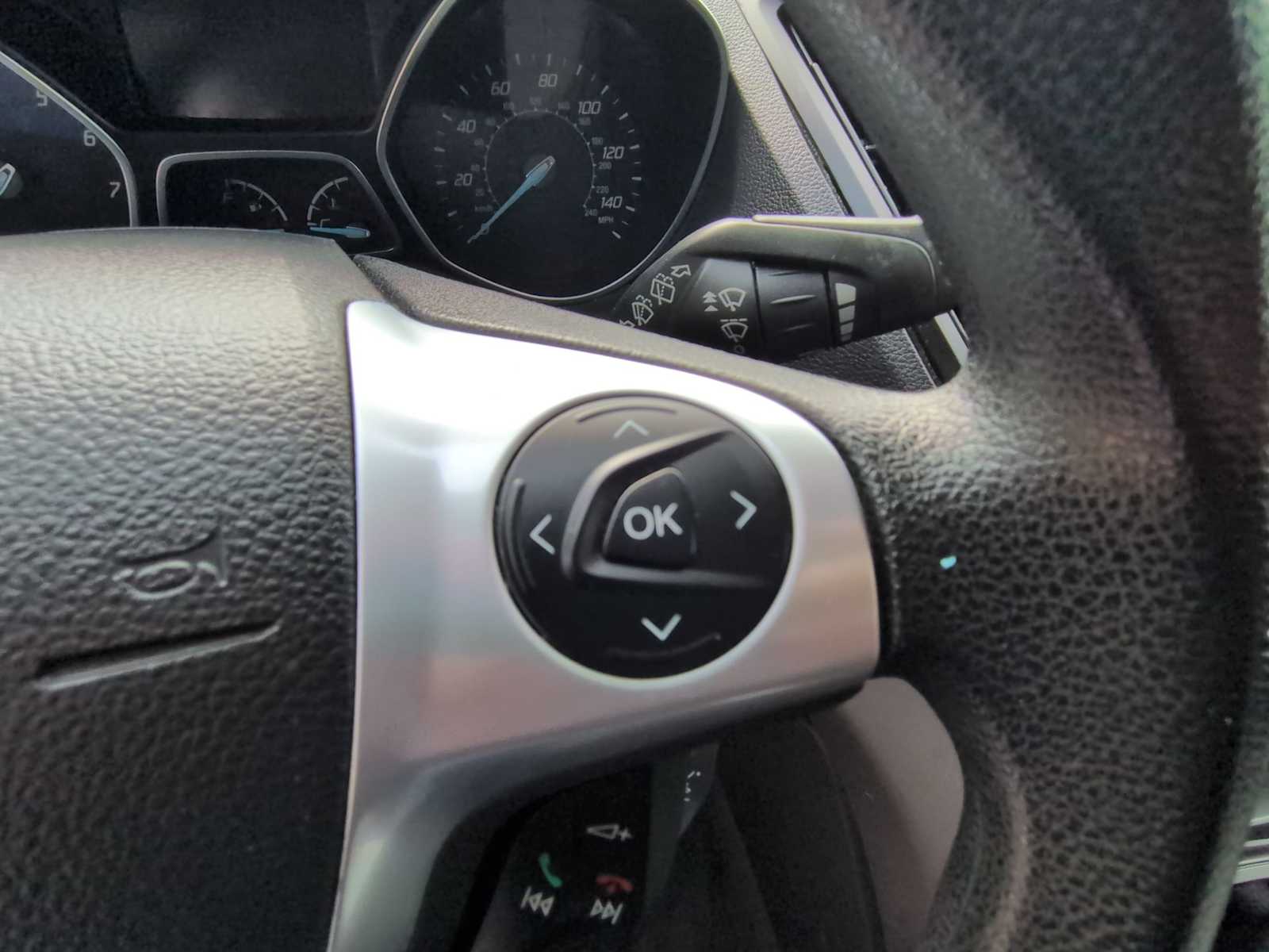 Thumbnail: 2014 Ford Escape - 25