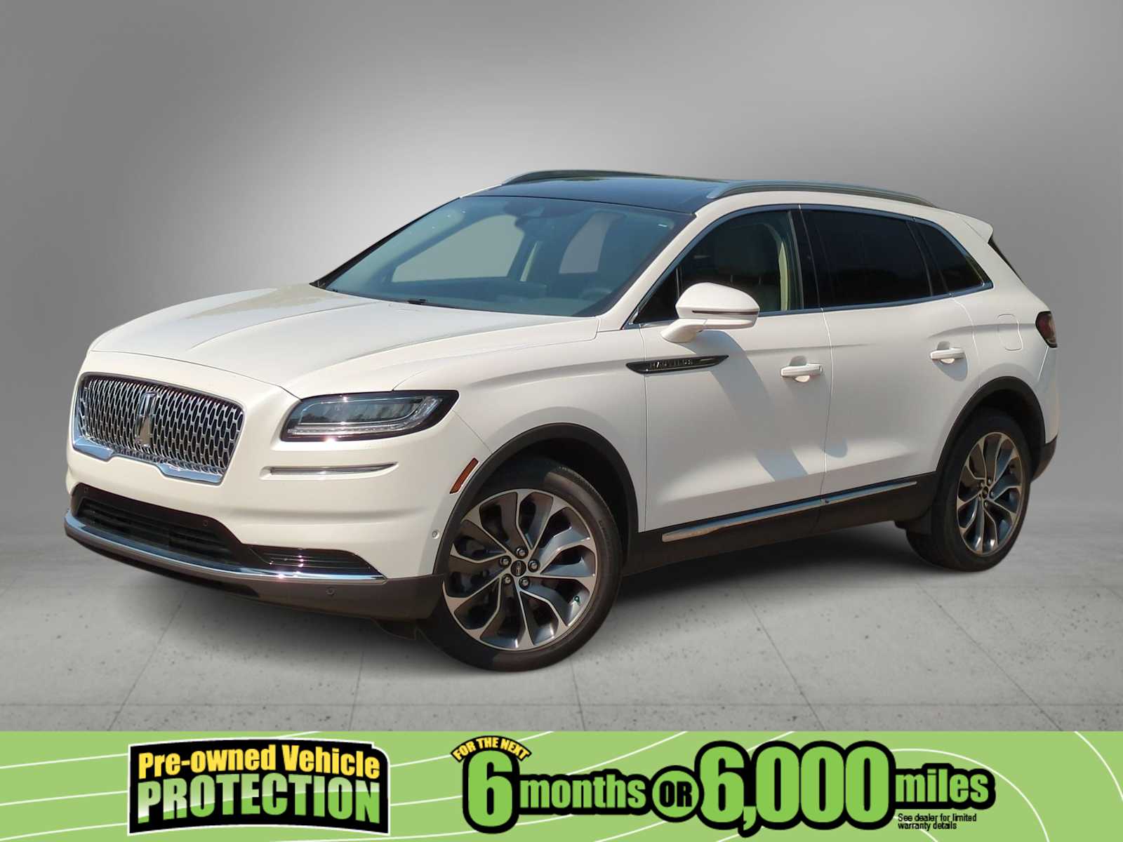 2022 Lincoln Nautilus Reserve Hero Image