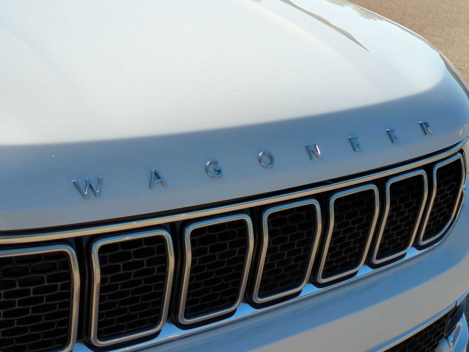 Thumbnail: 2024 Jeep Wagoneer - 13