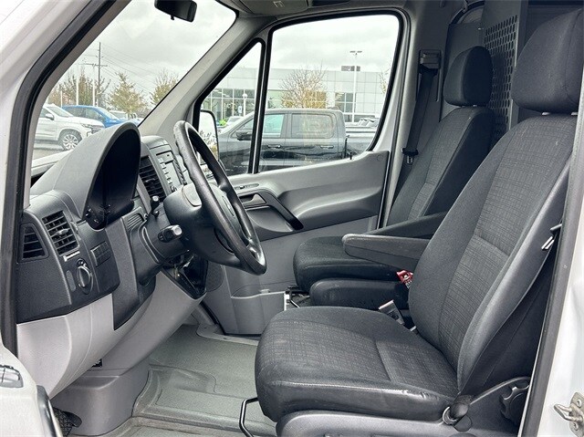 Thumbnail: 2014 Freightliner Sprinter - 10