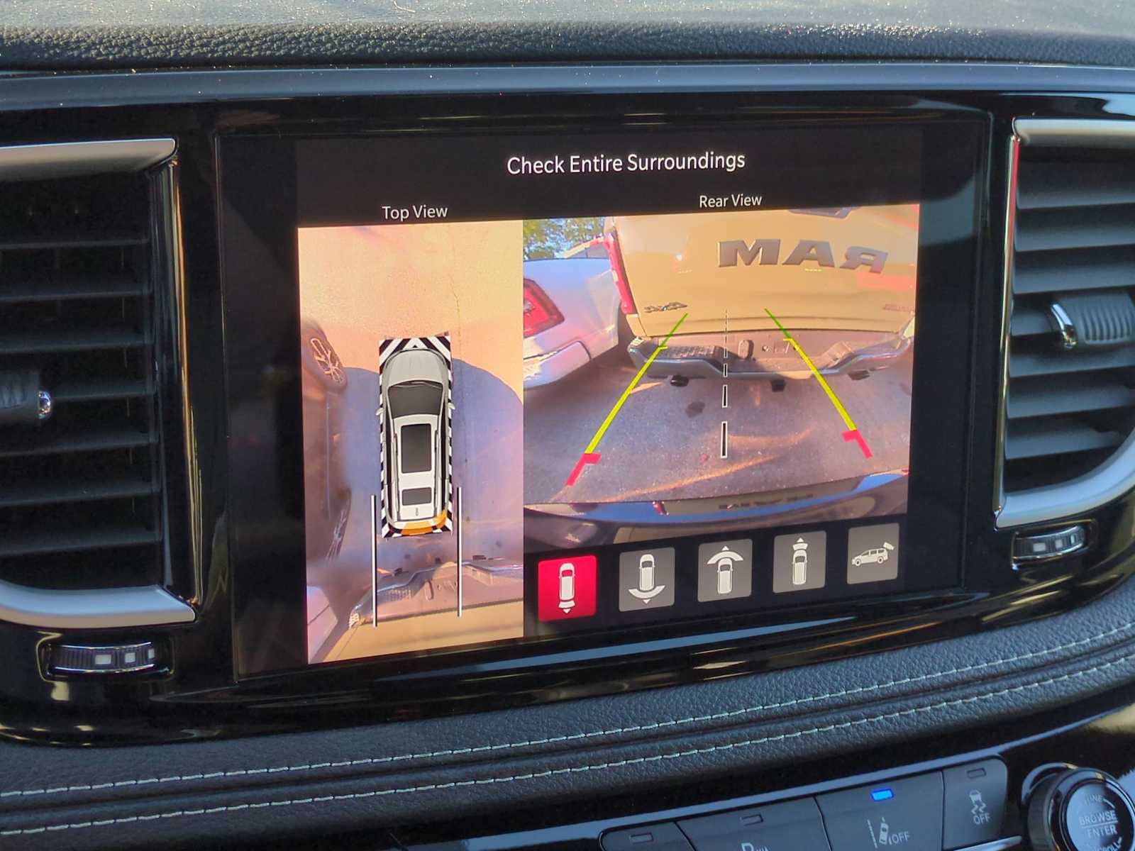 Thumbnail: 2026 Chrysler Pacifica - 30