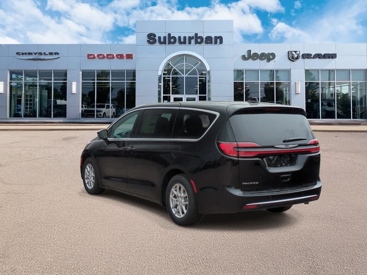 Thumbnail: 2026 Chrysler Pacifica - 6