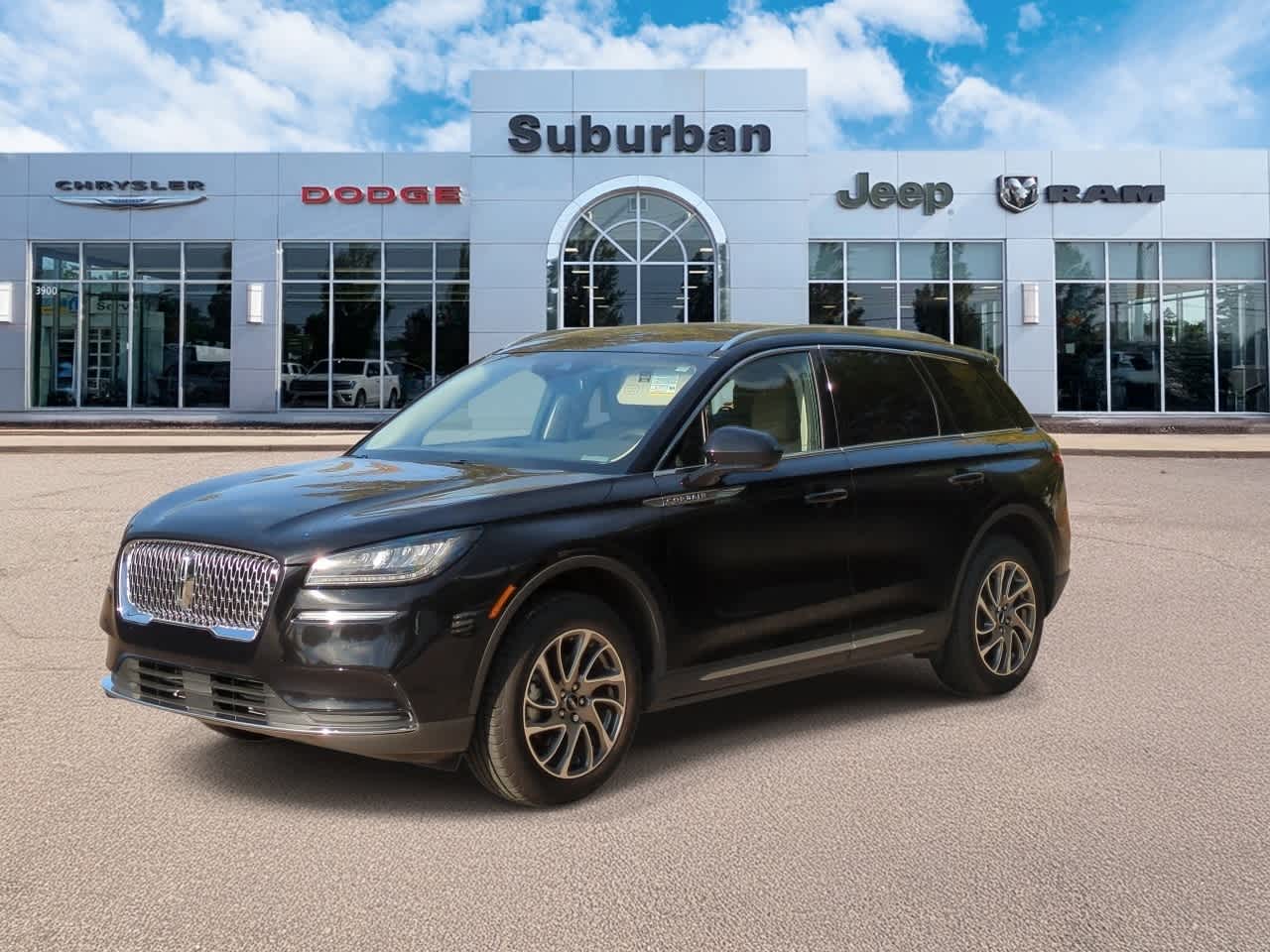 2022 Lincoln Corsair Standard photo 3
