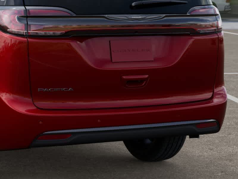 Thumbnail: 2026 Chrysler Pacifica - 13