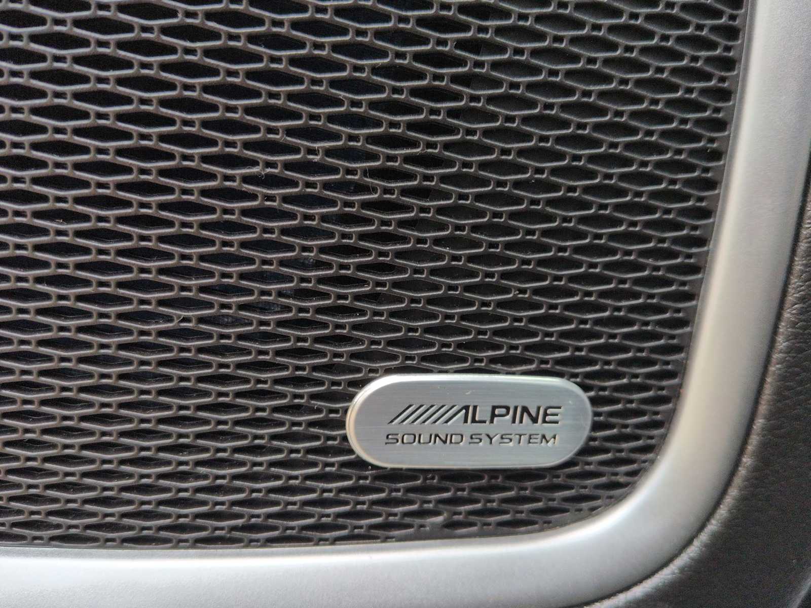 Thumbnail: 2022 Jeep Compass - 32