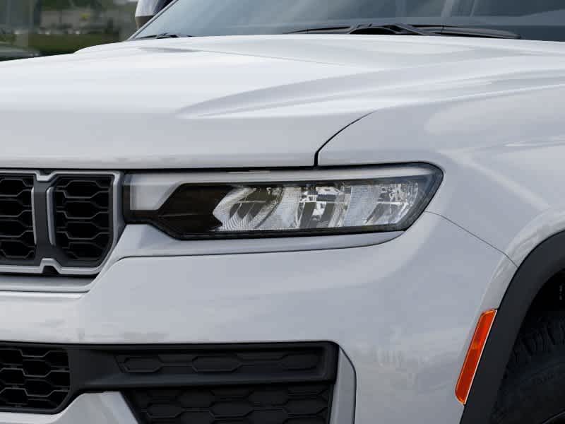 Thumbnail: 2026 Jeep Grand Cherokee - 9