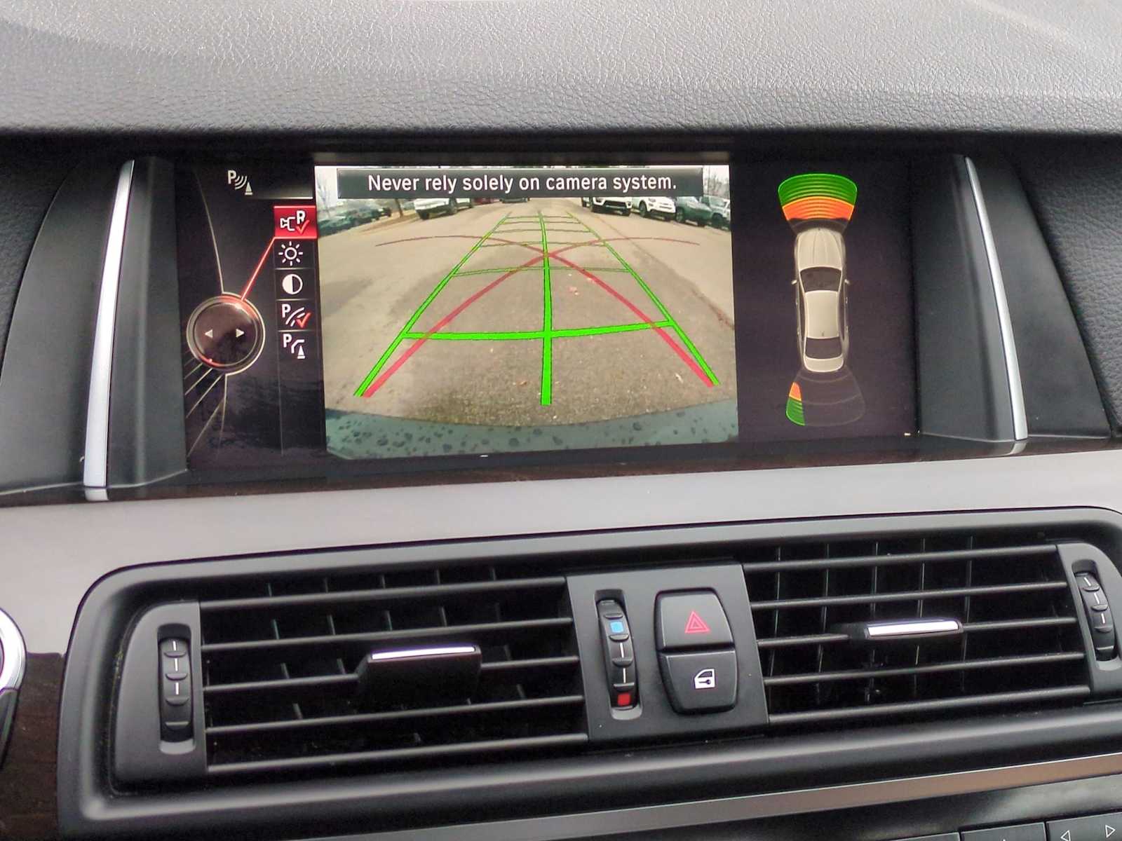 Thumbnail: 2016 BMW 5 Series - 31