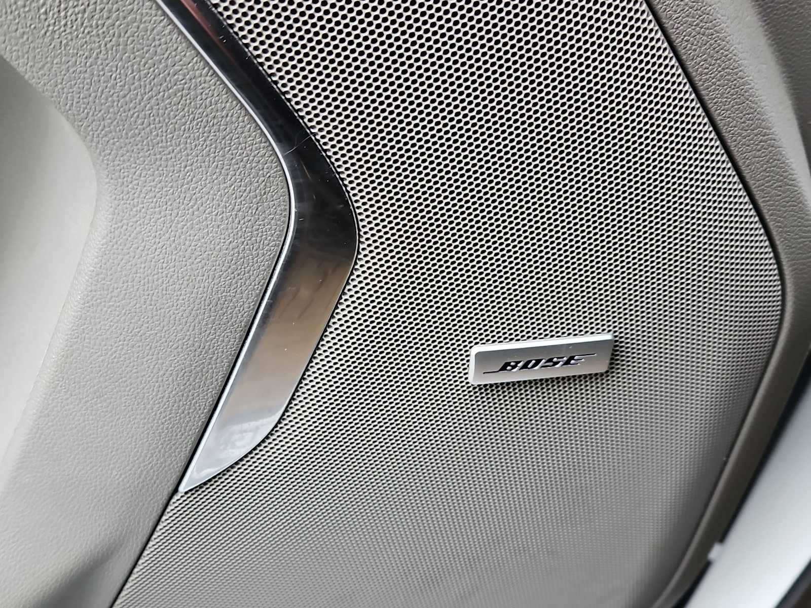 Thumbnail: 2024 GMC Yukon XL - 32