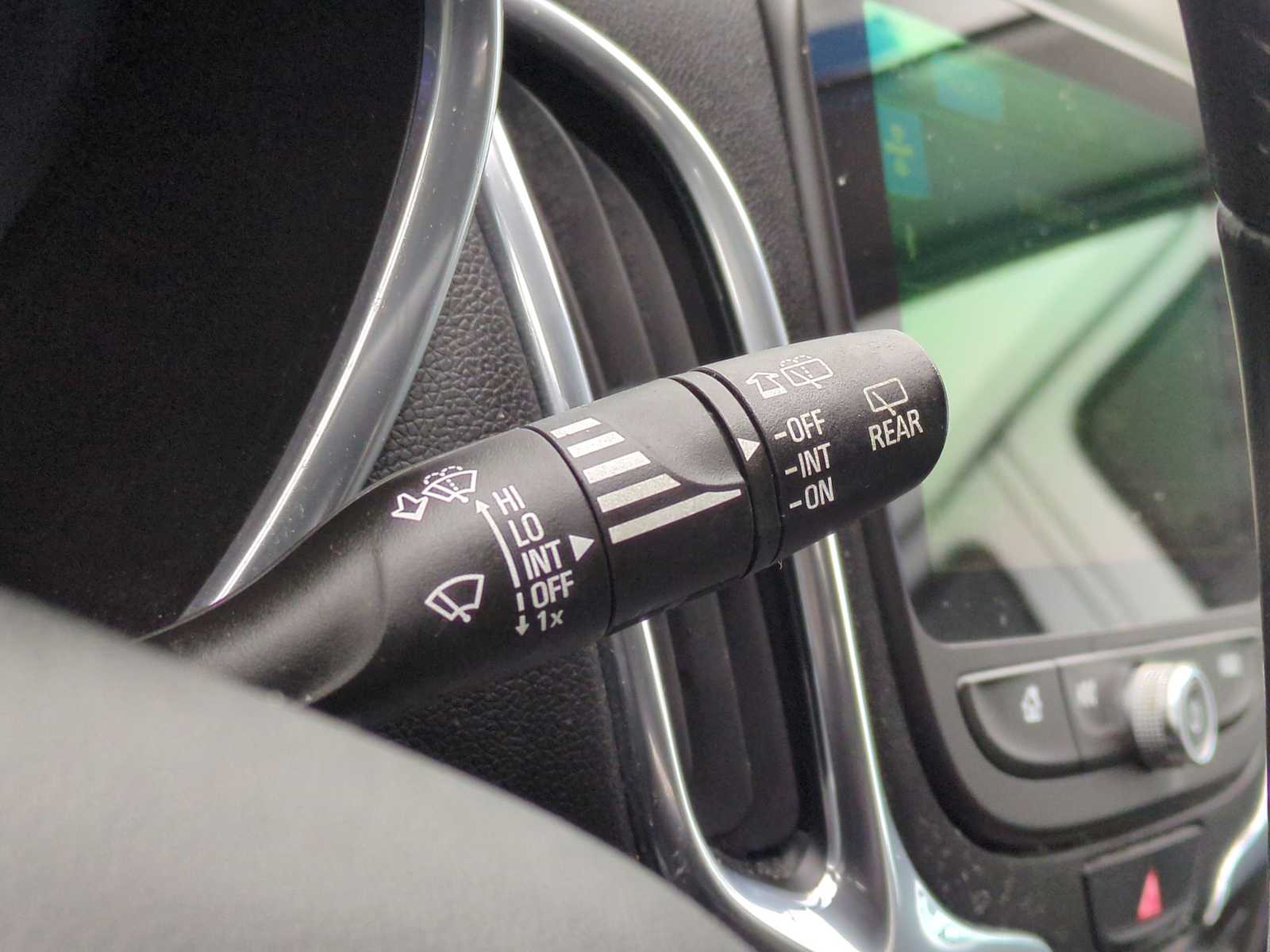 Thumbnail: 2019 Chevrolet Equinox - 24