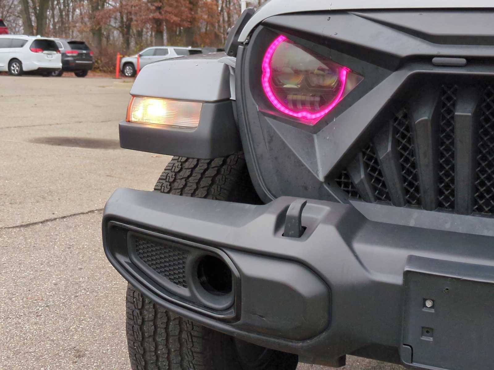 Thumbnail: 2021 Jeep Wrangler - 11