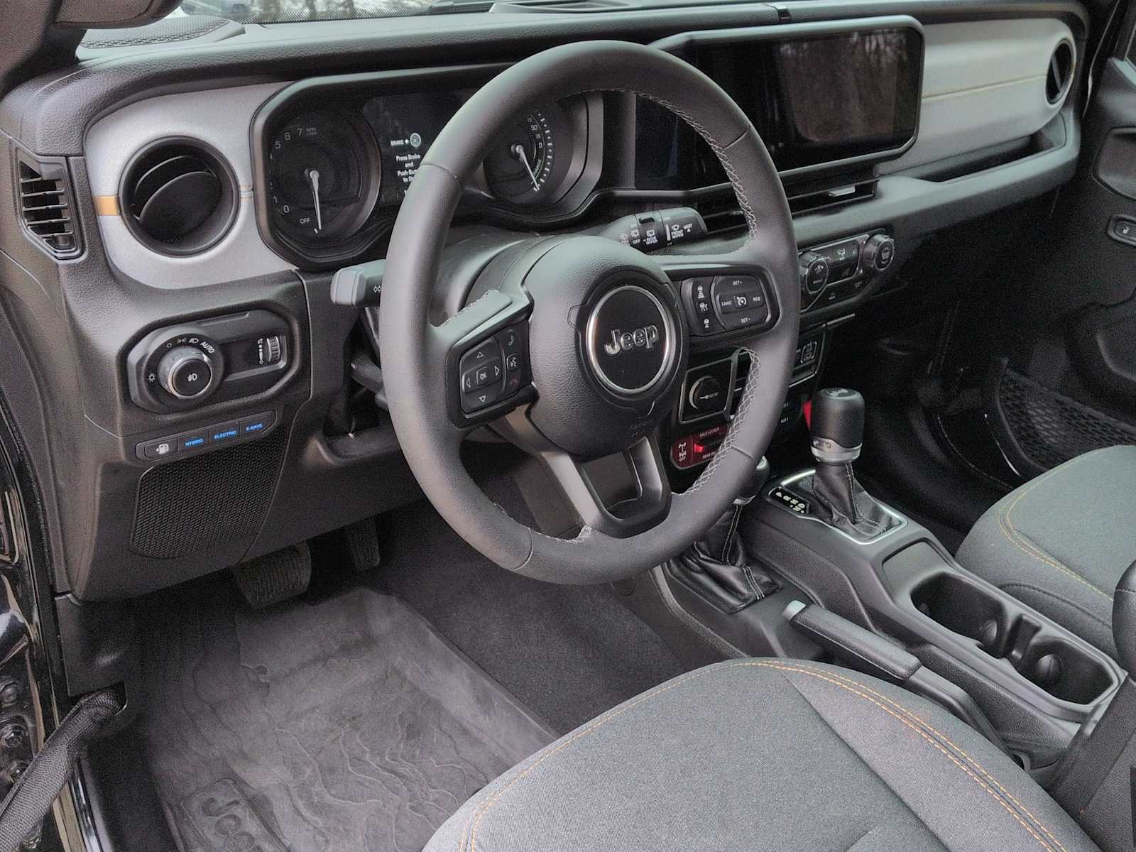 Thumbnail: 2025 Jeep Wrangler - 10