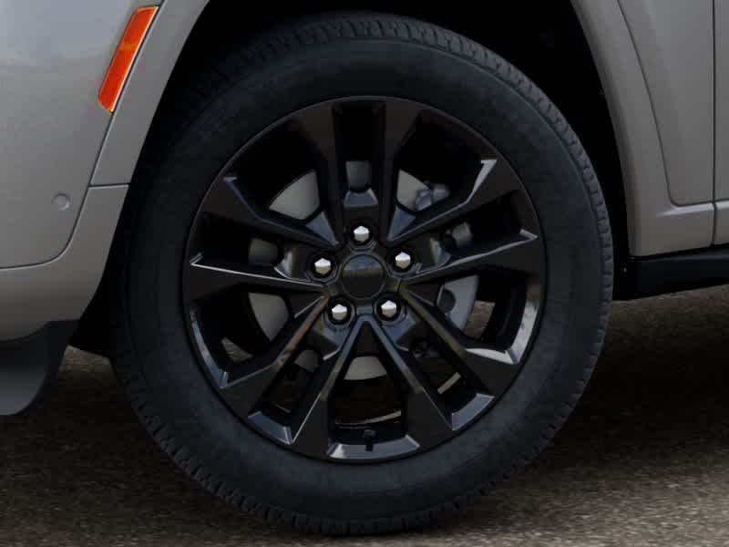 Thumbnail: 2026 Jeep Grand Cherokee L - 8