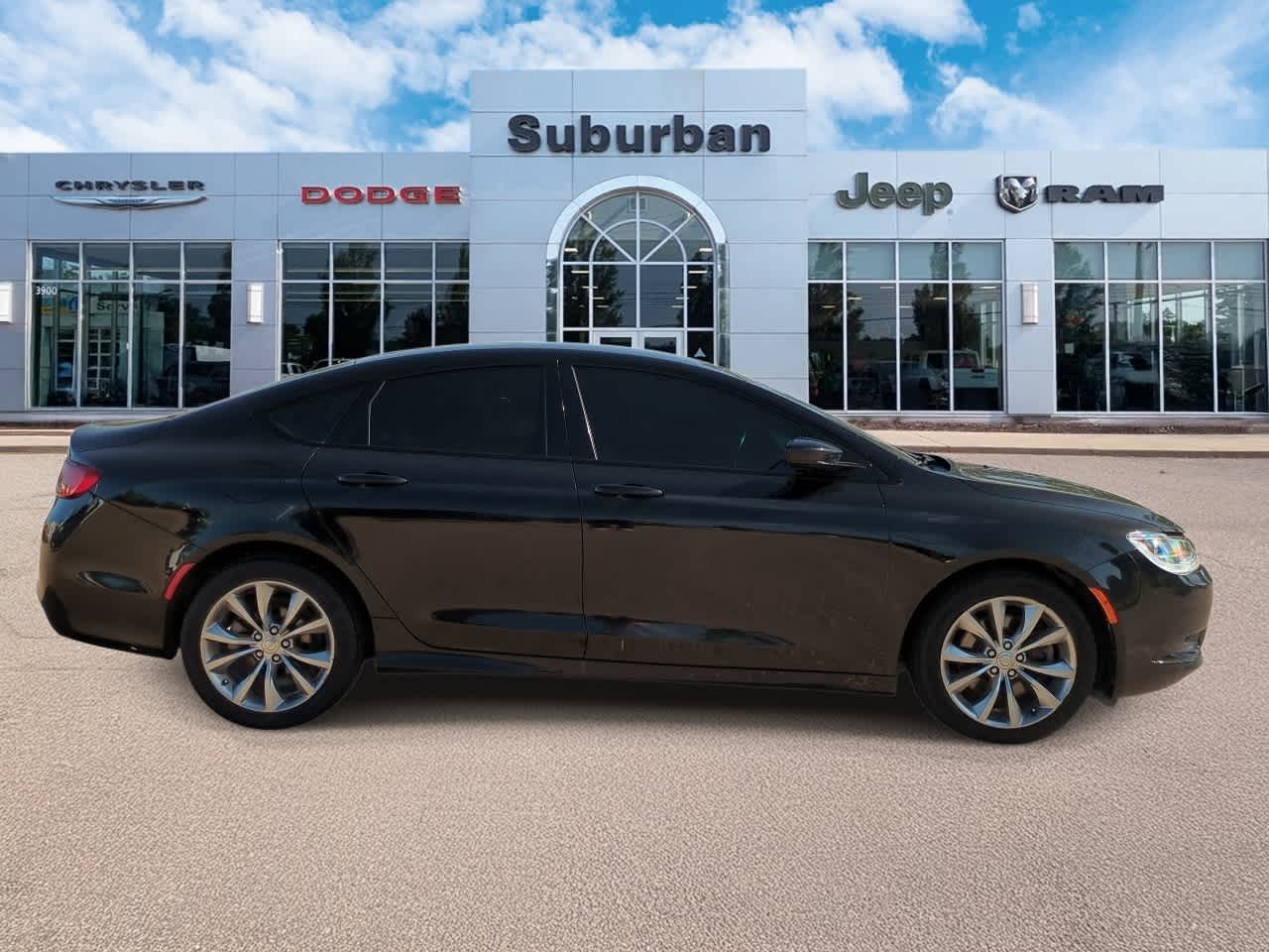 Thumbnail: 2016 Chrysler 200 - 9