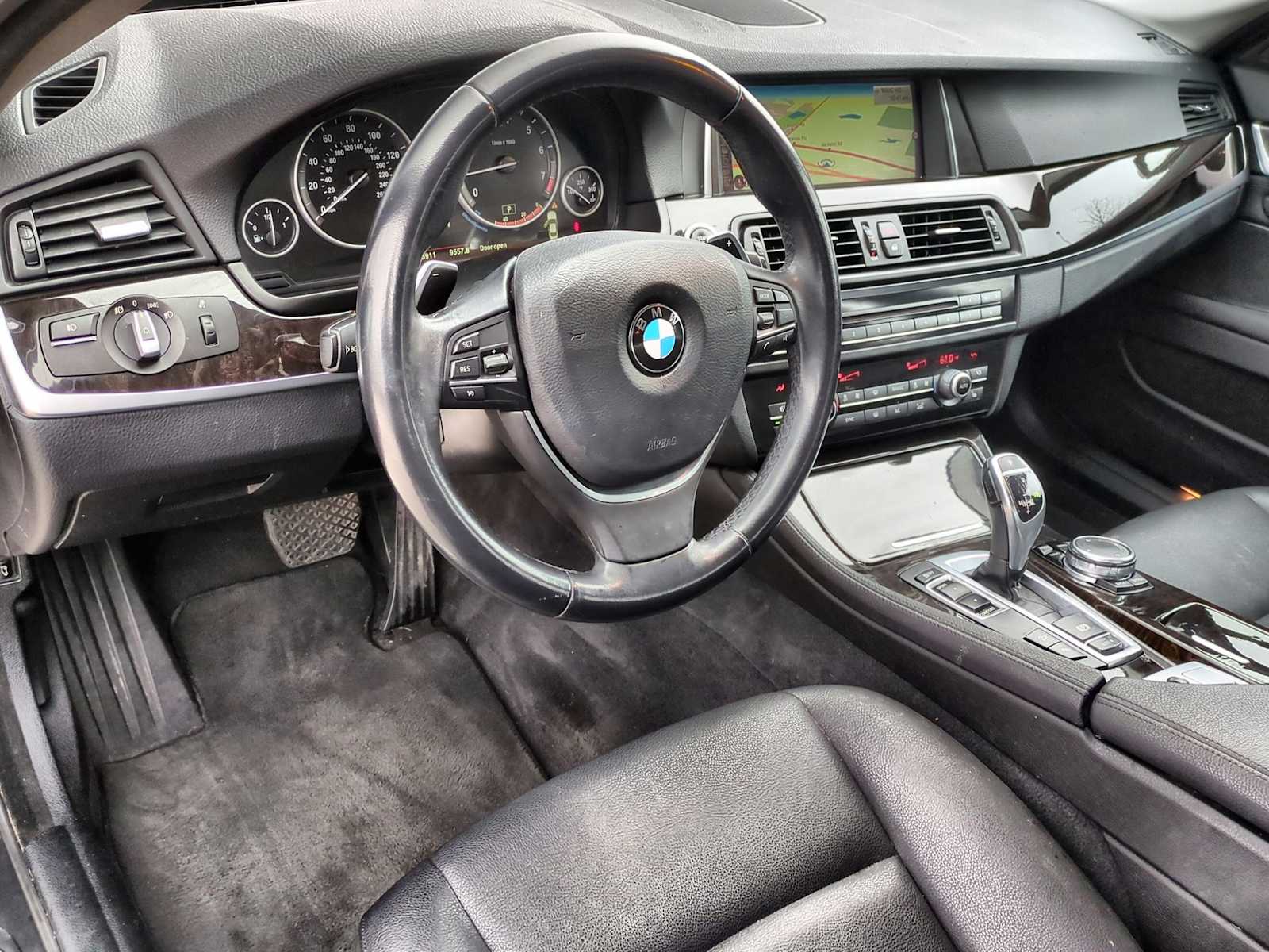 Thumbnail: 2016 BMW 5 Series - 10