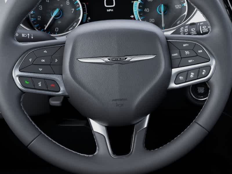 Thumbnail: 2026 Chrysler Pacifica - 7