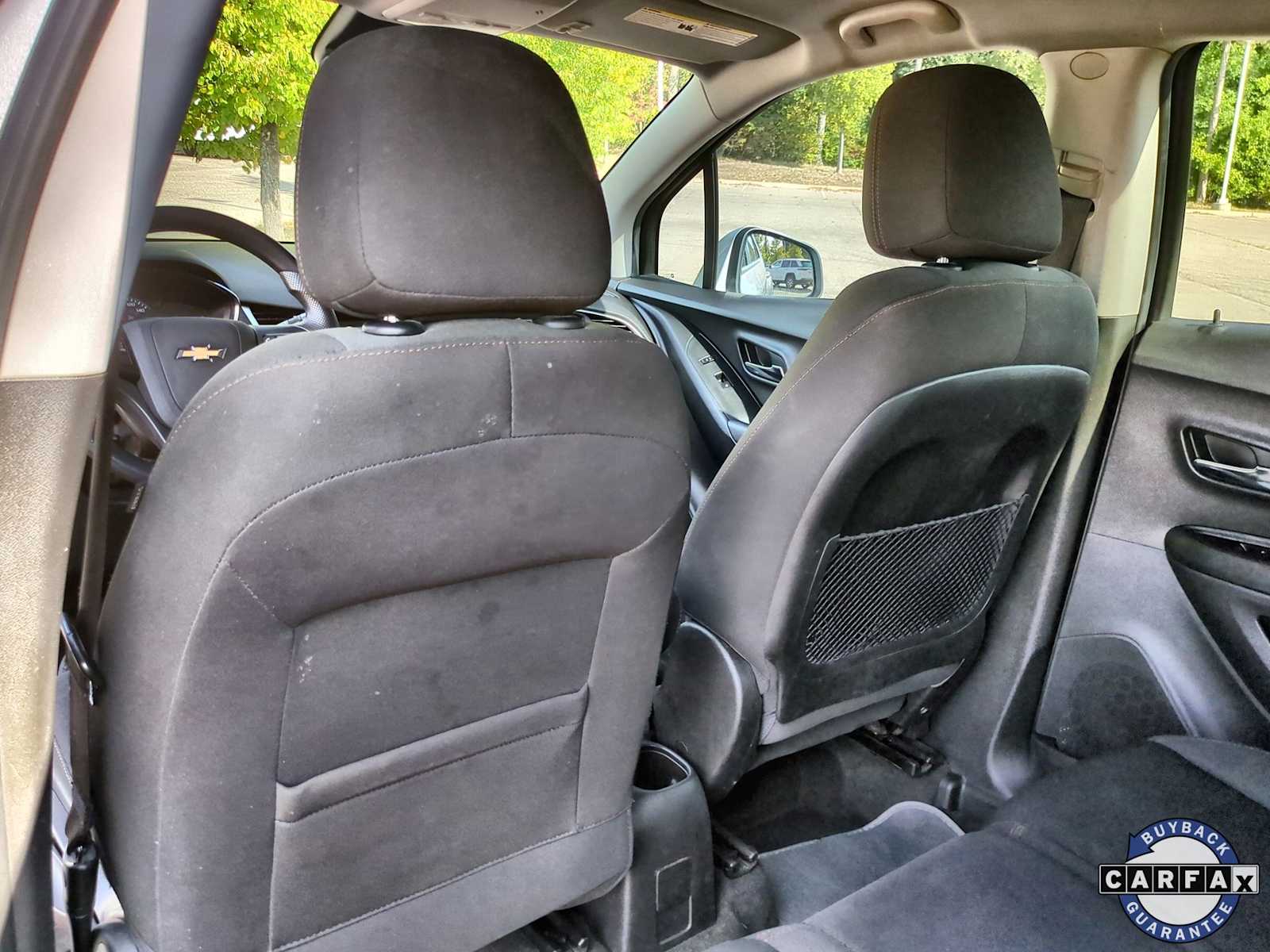 Thumbnail: 2019 Chevrolet Trax - 18