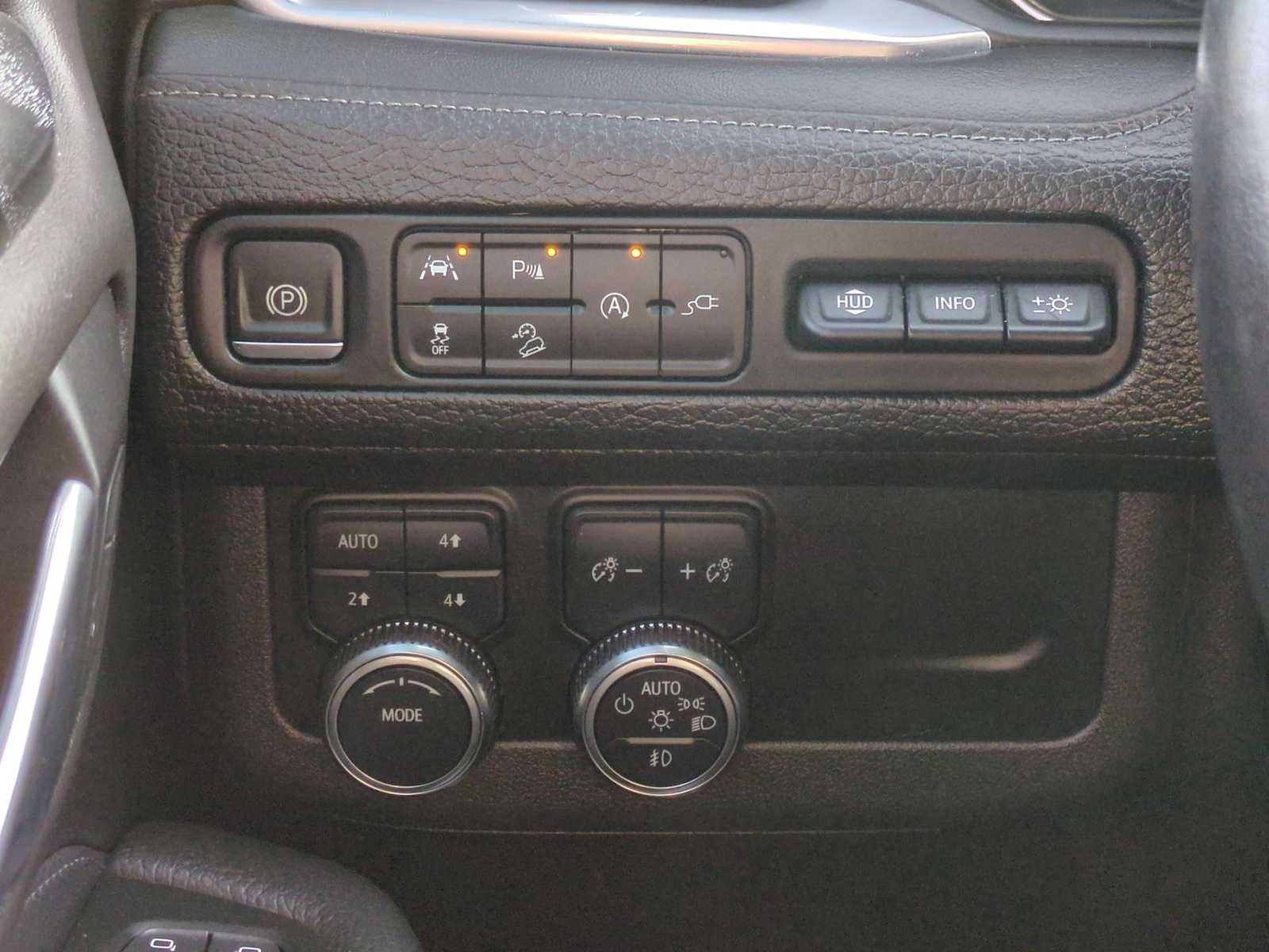 Thumbnail: 2021 GMC Yukon - 26