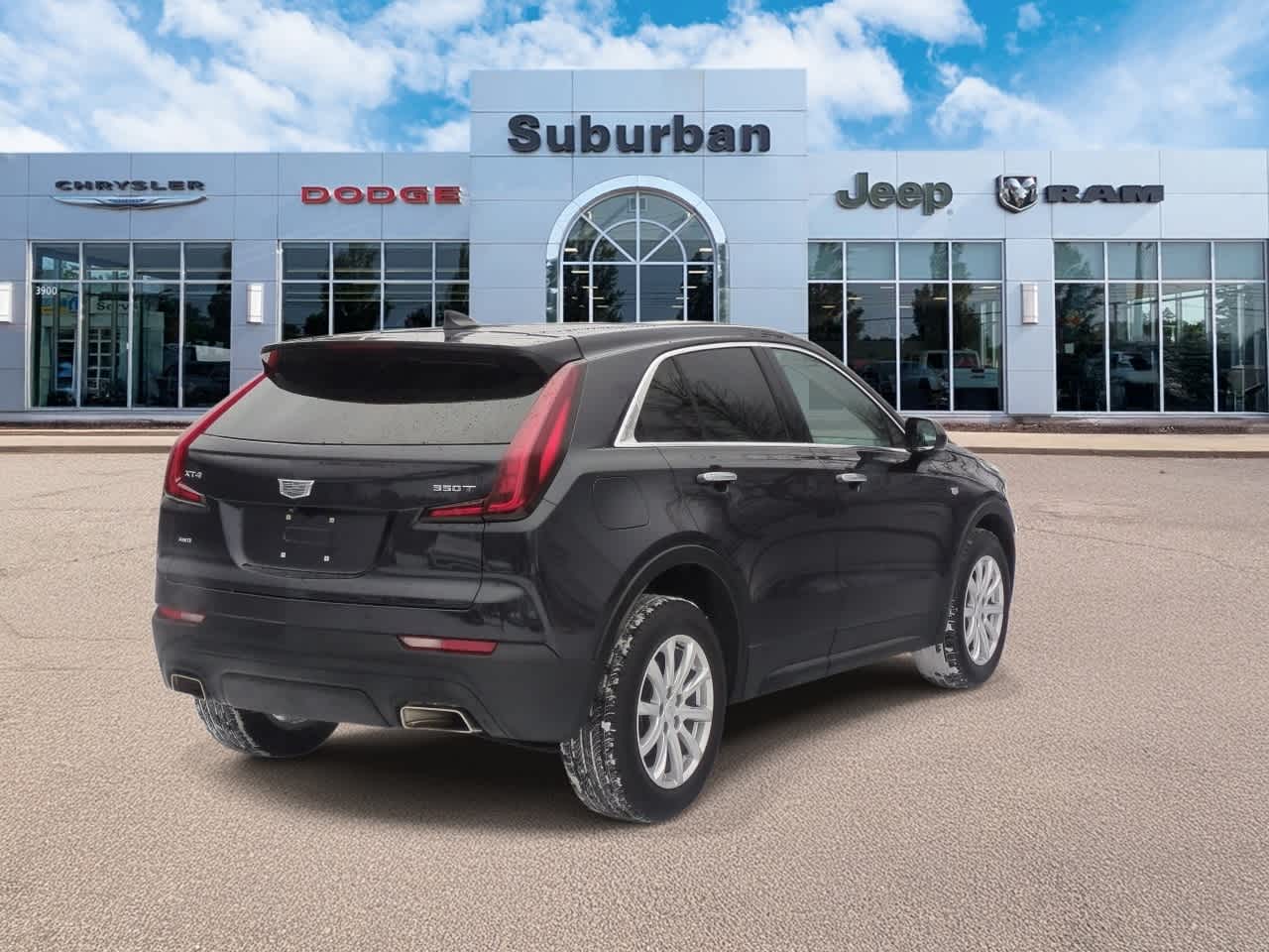 Thumbnail: 2022 Cadillac XT4 - 8