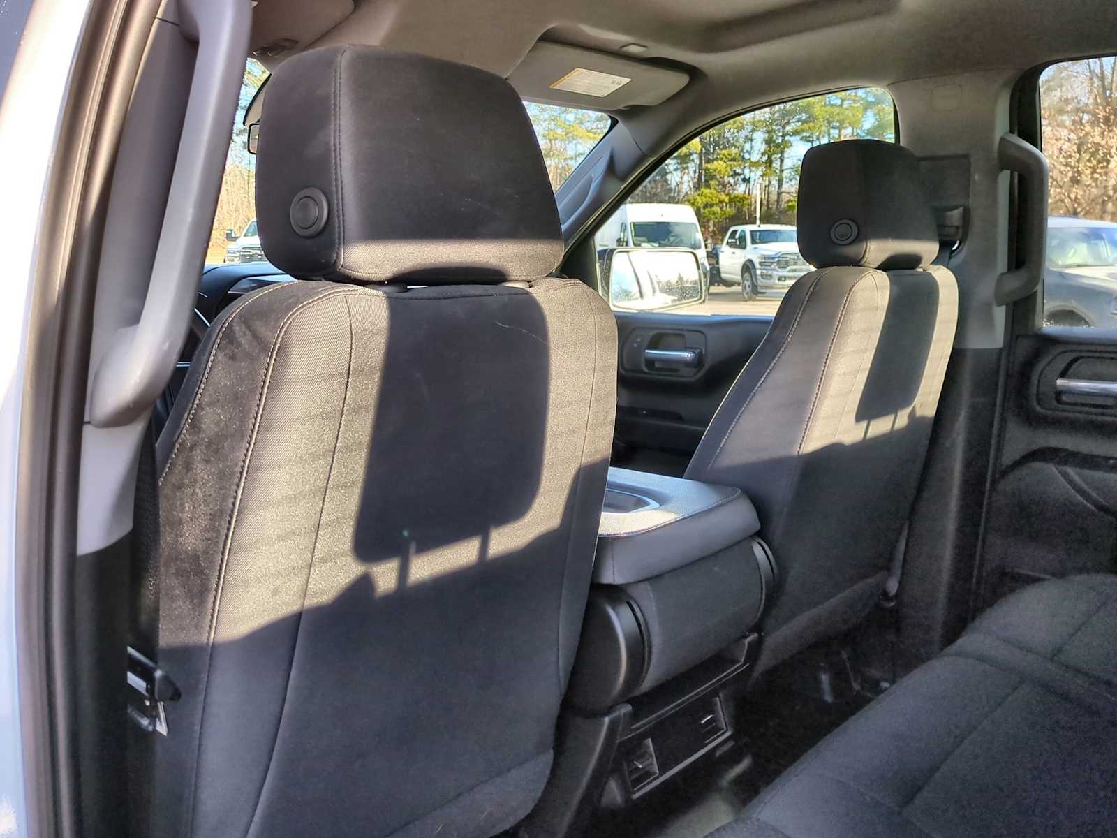 Thumbnail: 2023 GMC Sierra 1500 - 18