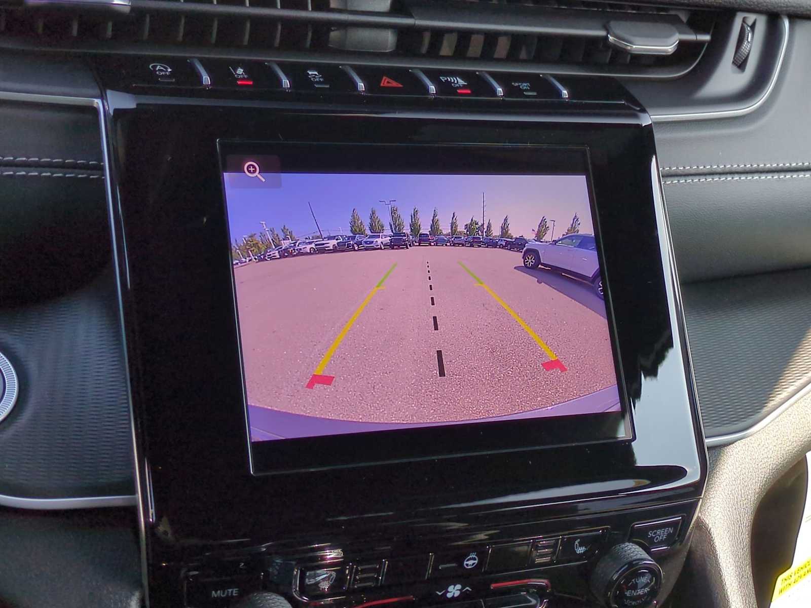 Thumbnail: 2025 Jeep Grand Cherokee - 28