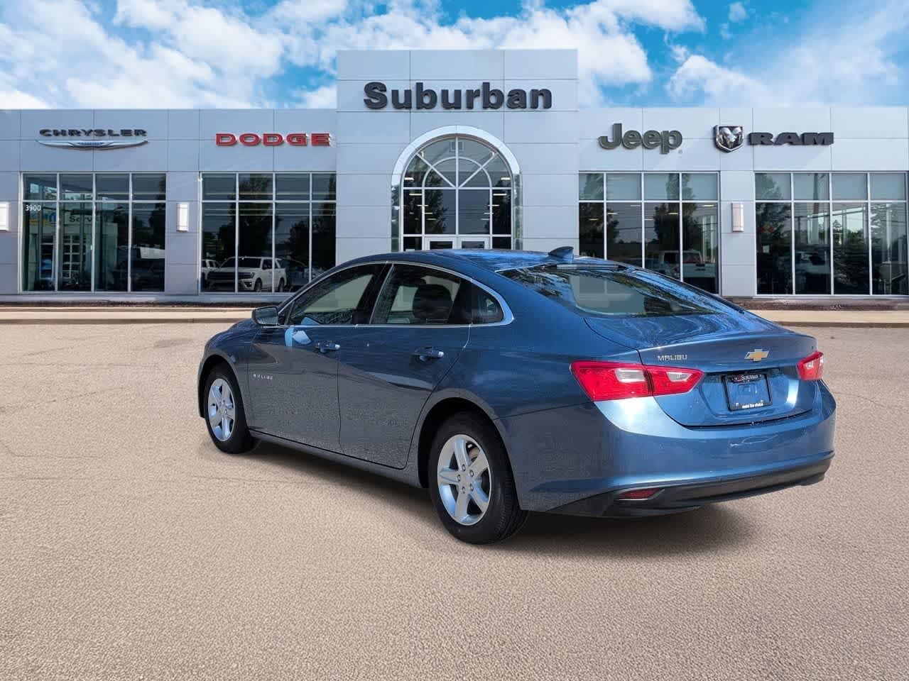 Thumbnail: 2024 Chevrolet Malibu - 6