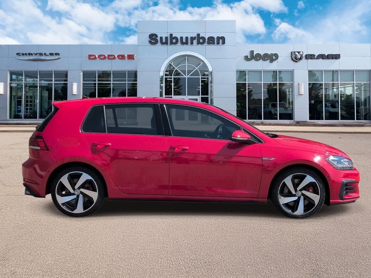 Thumbnail: 2018 Volkswagen Golf - 9