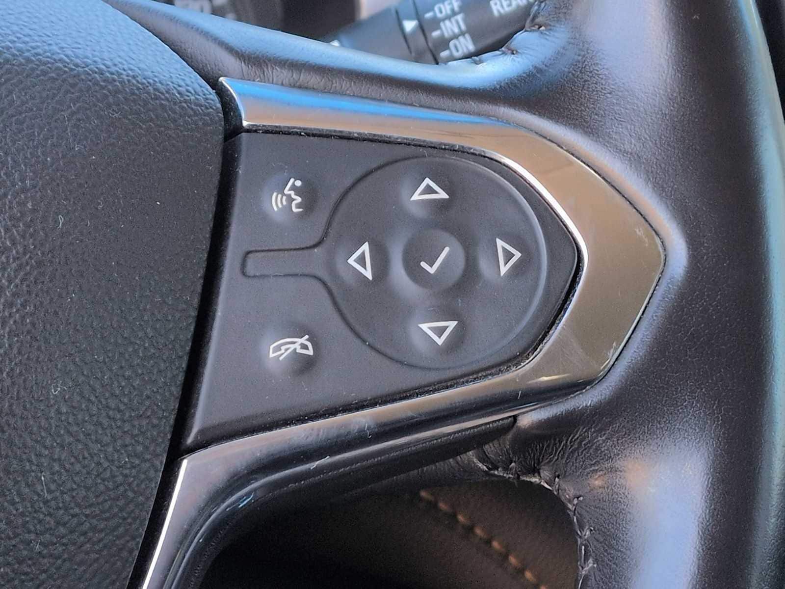 Thumbnail: 2019 Chevrolet Traverse - 25