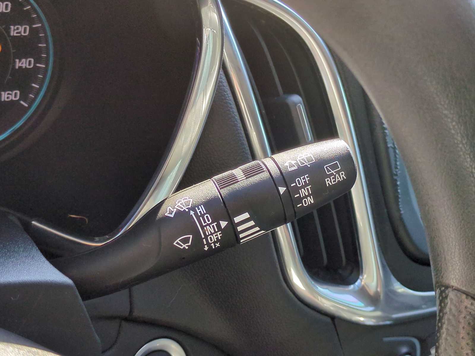 Thumbnail: 2020 Chevrolet Equinox - 25