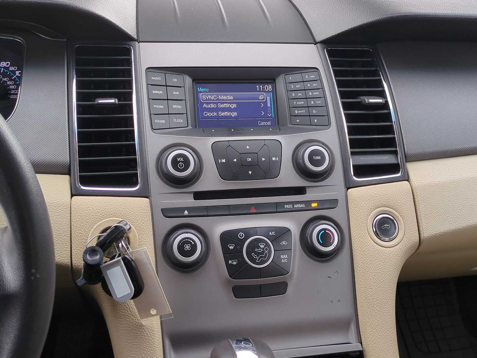 Thumbnail: 2017 Ford Taurus - 27