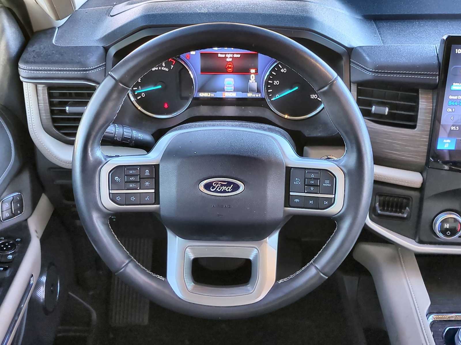 Thumbnail: 2023 Ford Expedition MAX - 24