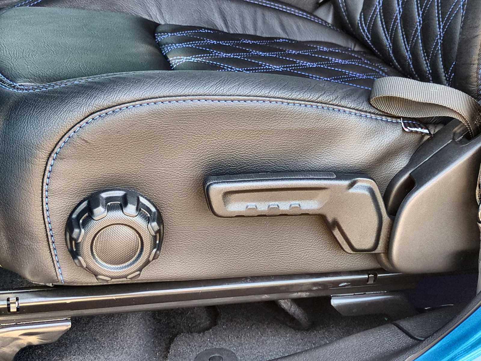 Thumbnail: 2025 Jeep Wrangler - 17