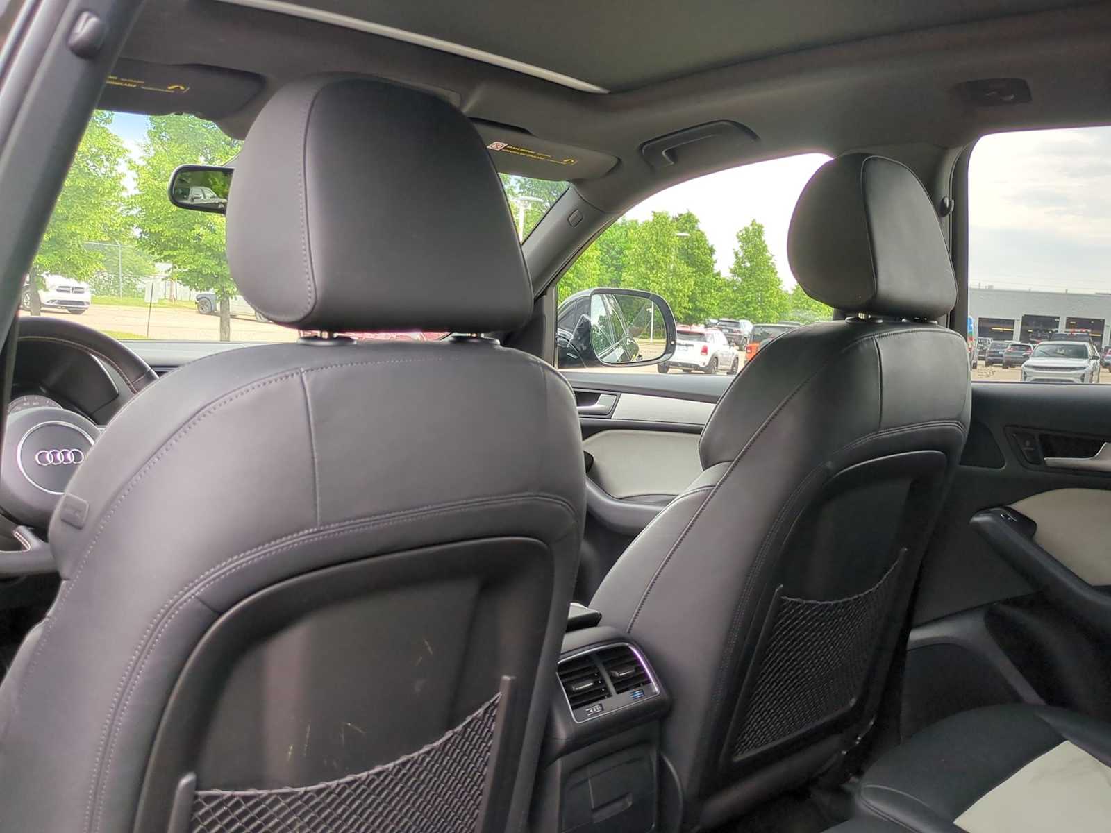 Thumbnail: 2015 Audi SQ5 - 19