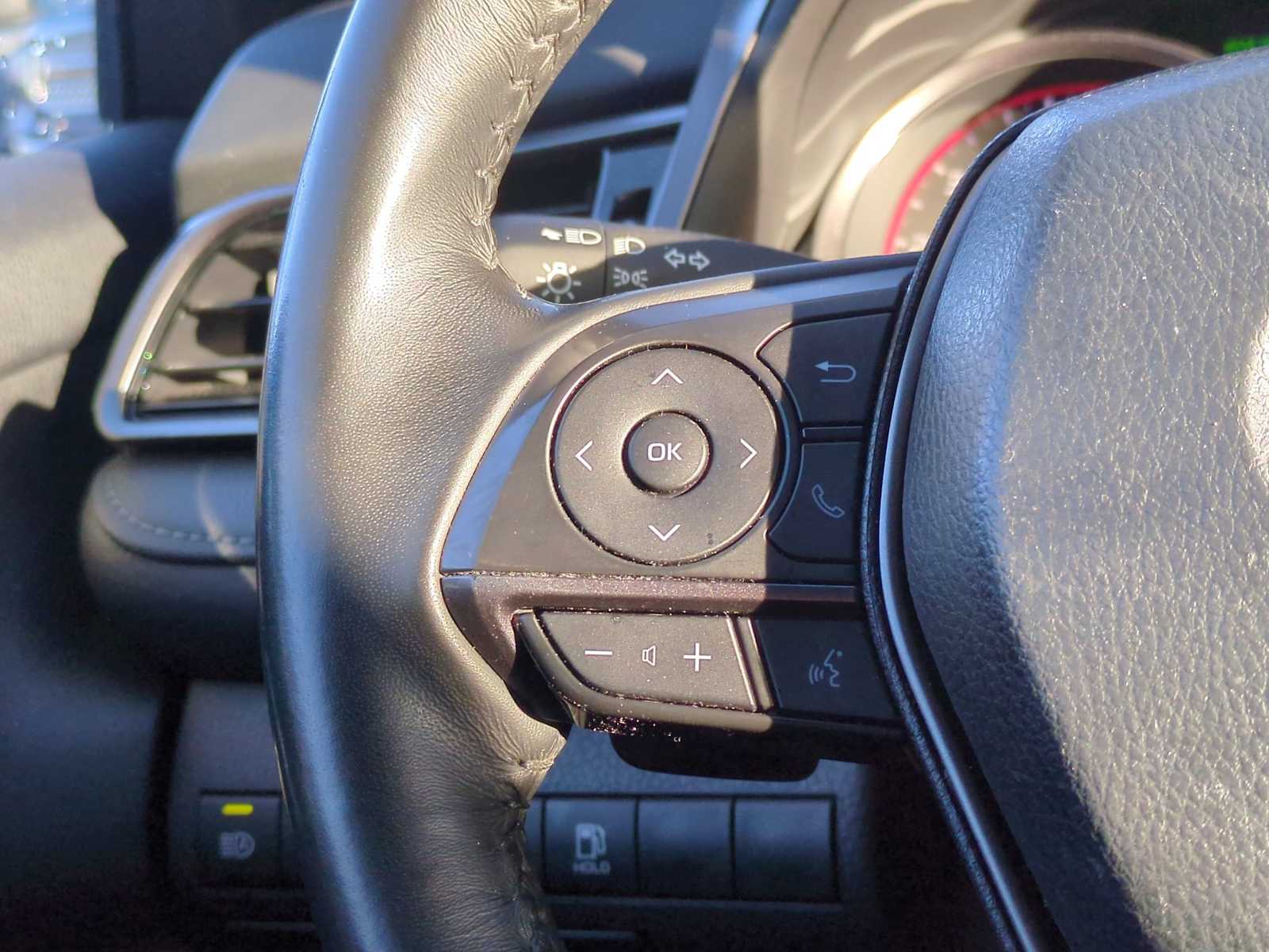 Thumbnail: 2024 Toyota Camry - 23