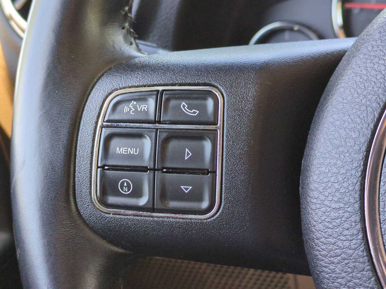 Thumbnail: 2012 Jeep Wrangler - 23
