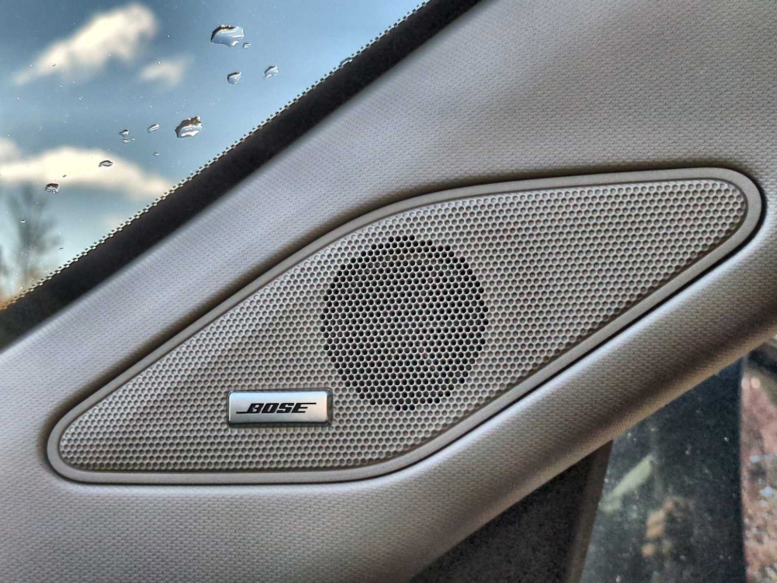 Thumbnail: 2024 Mitsubishi Outlander - 32