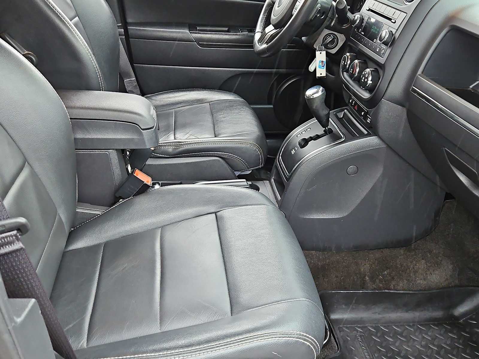 Thumbnail: 2017 Jeep Patriot - 20