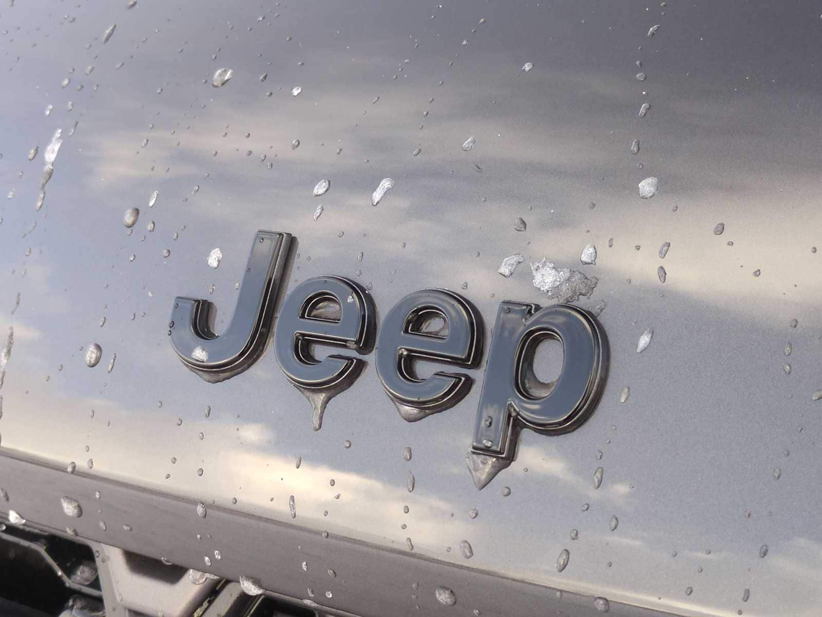 Thumbnail: 2026 Jeep Grand Cherokee - 12