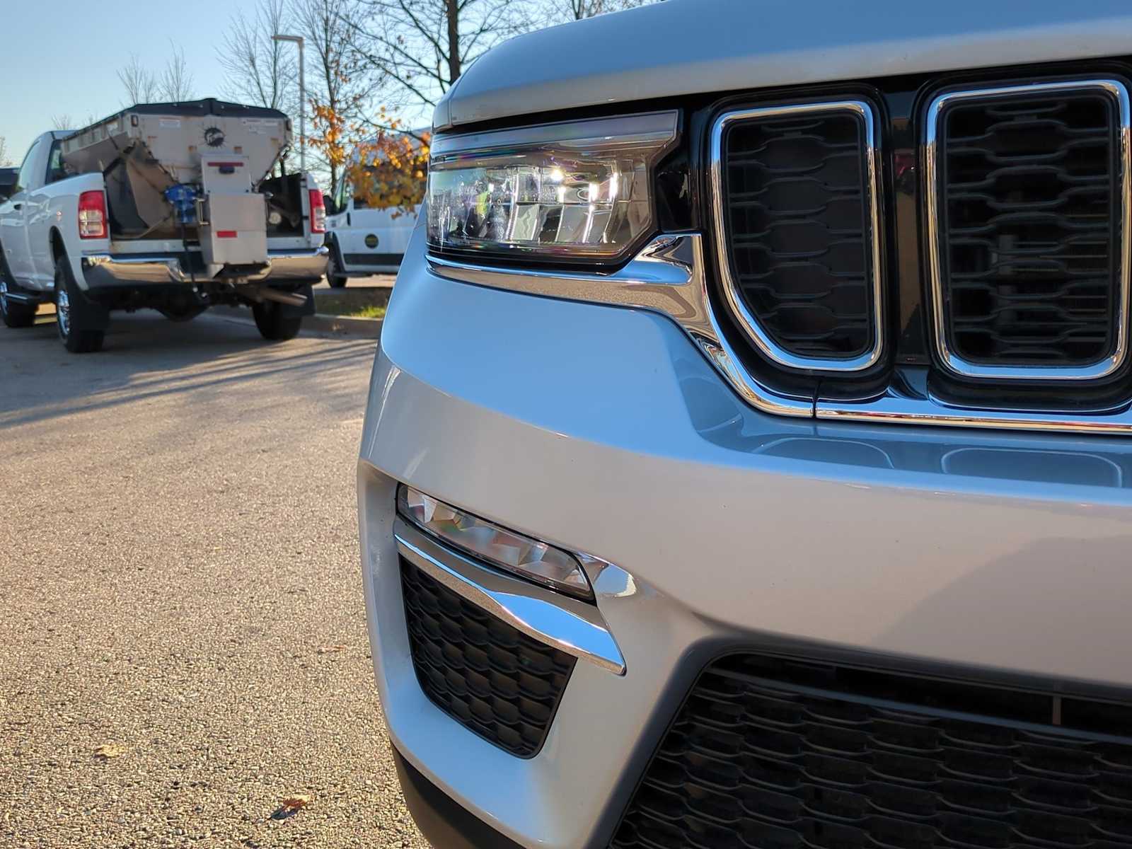 Thumbnail: 2024 Jeep Grand Cherokee - 11