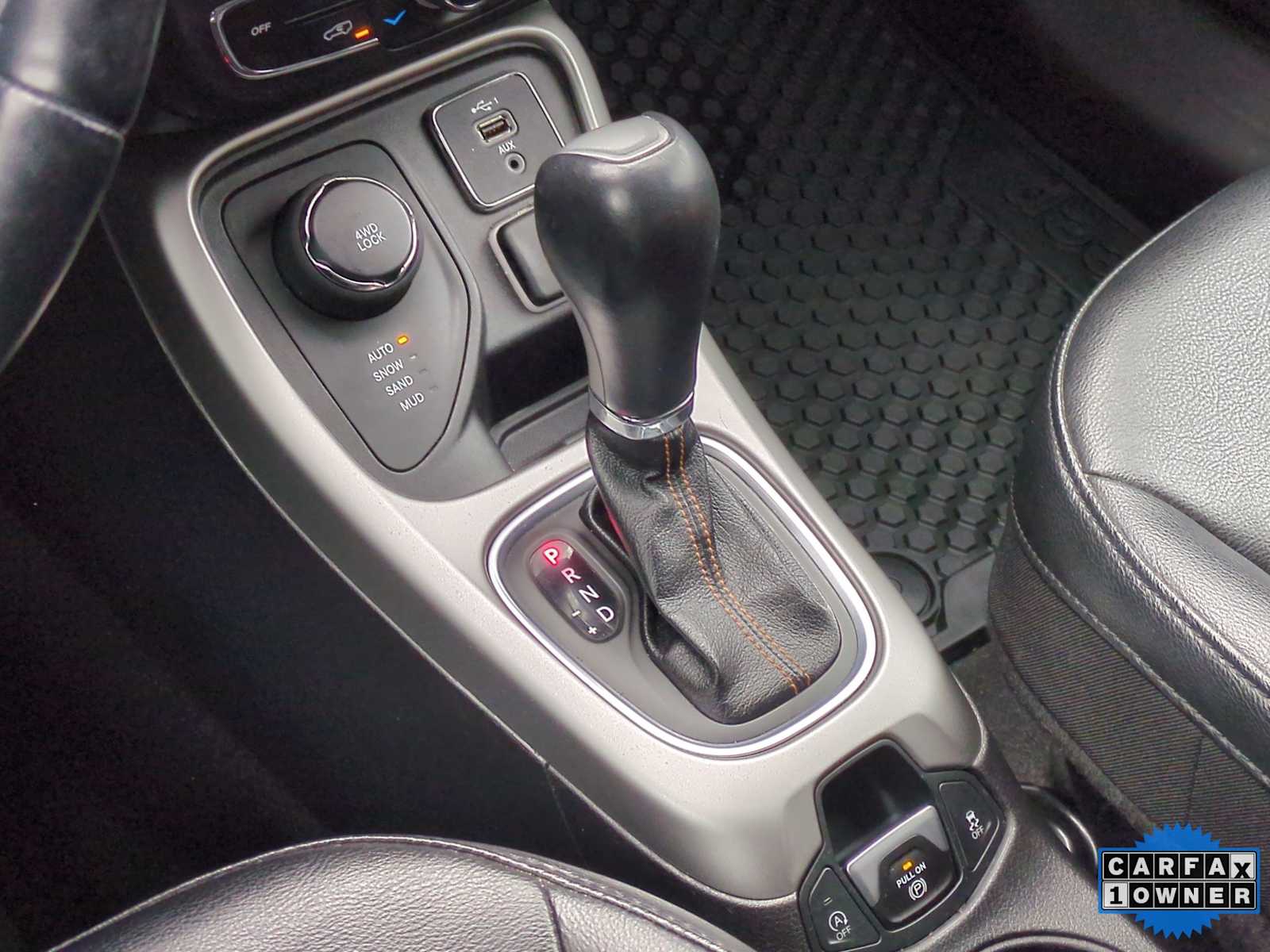 Thumbnail: 2020 Jeep Compass - 32