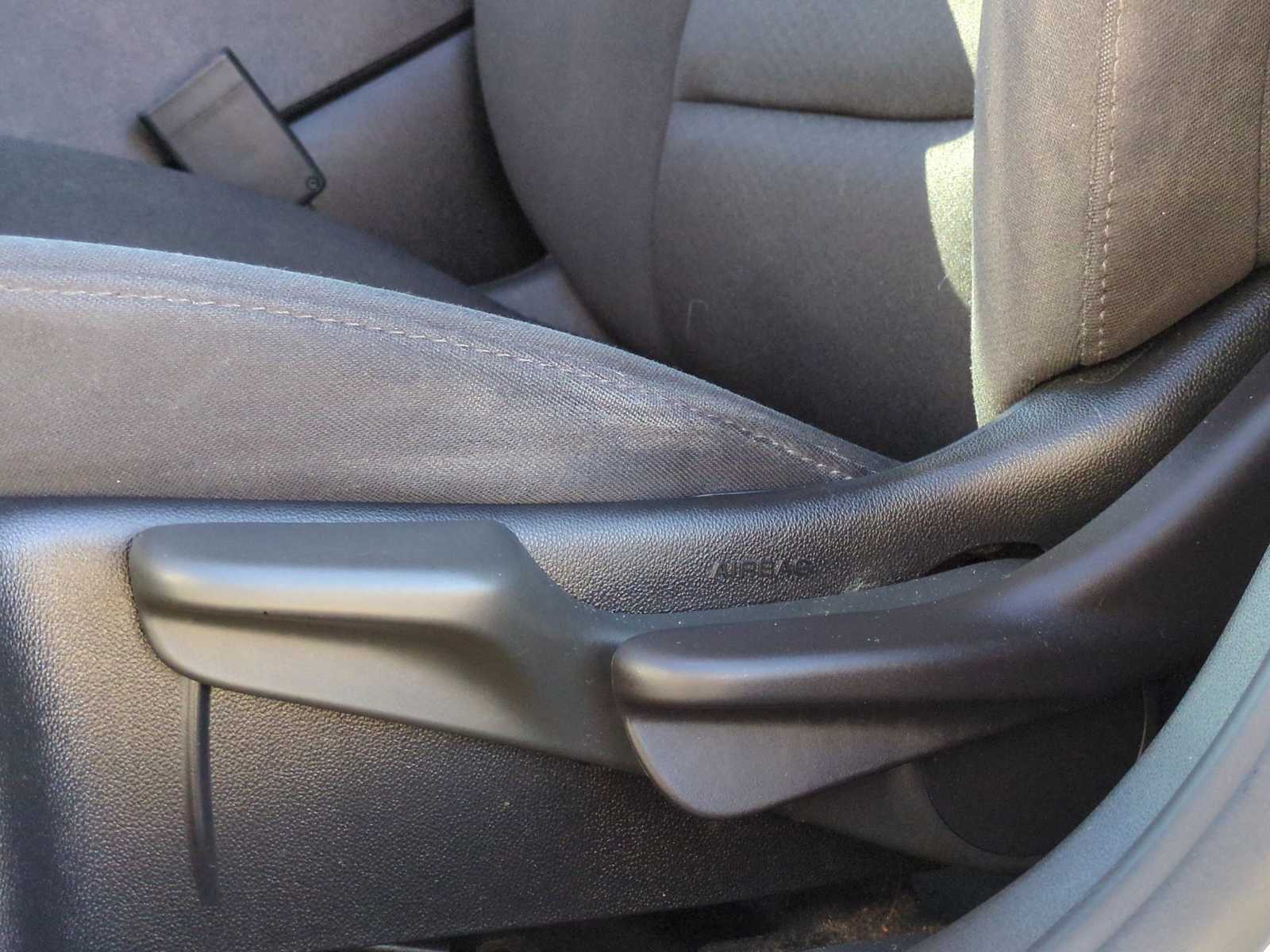 Thumbnail: 2020 Chevrolet Malibu - 17